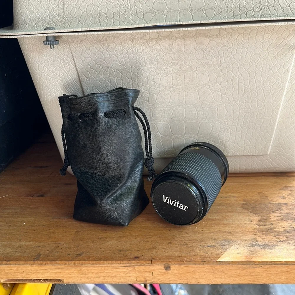 Vivitar macro focusing zoom lens 70-120mm in excellent condition